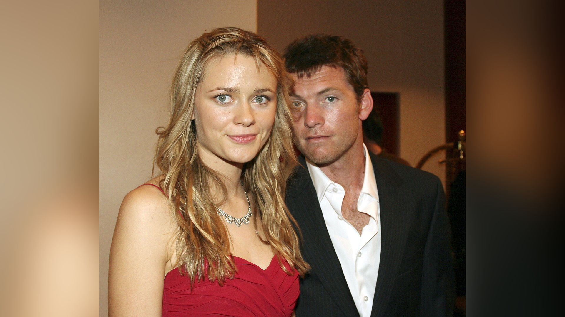 Sam Worthington i Maeve Dermody