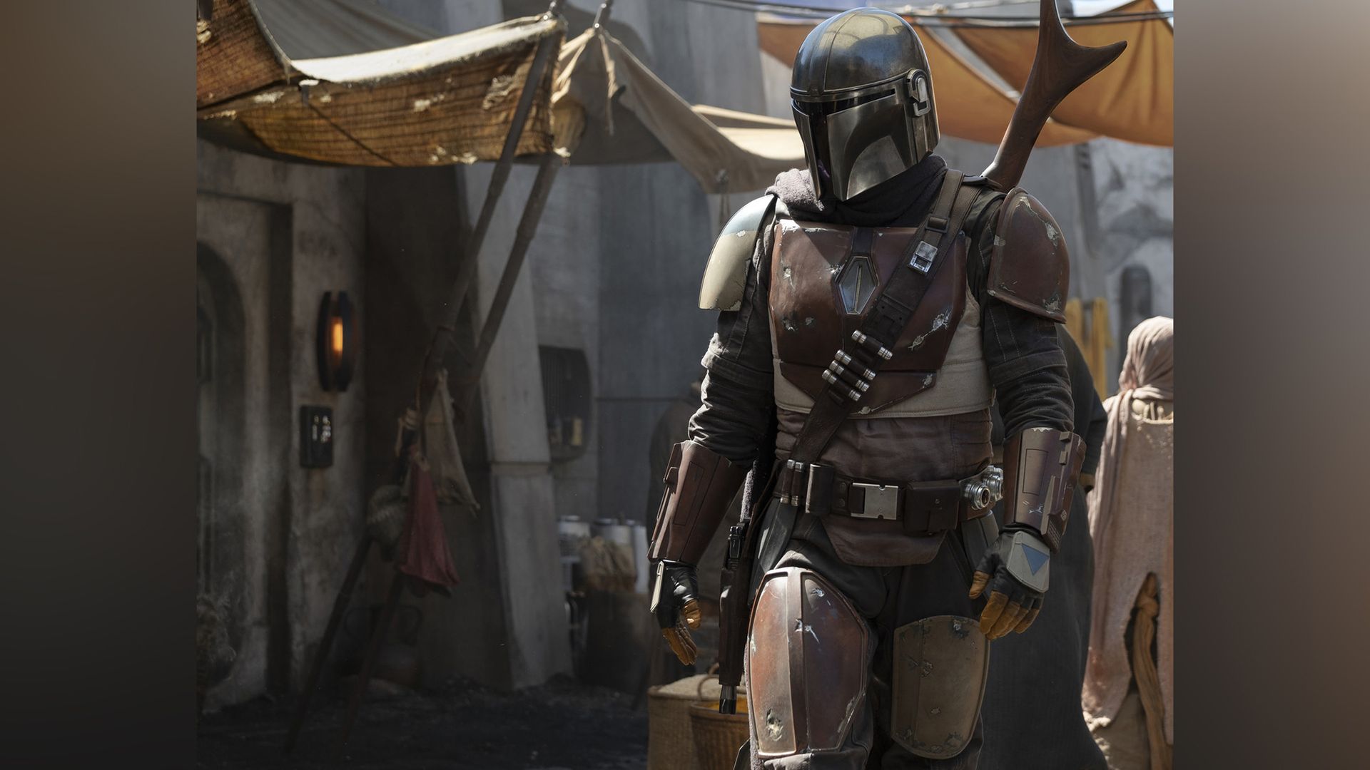 Pedro Pascal w The Mandalorian