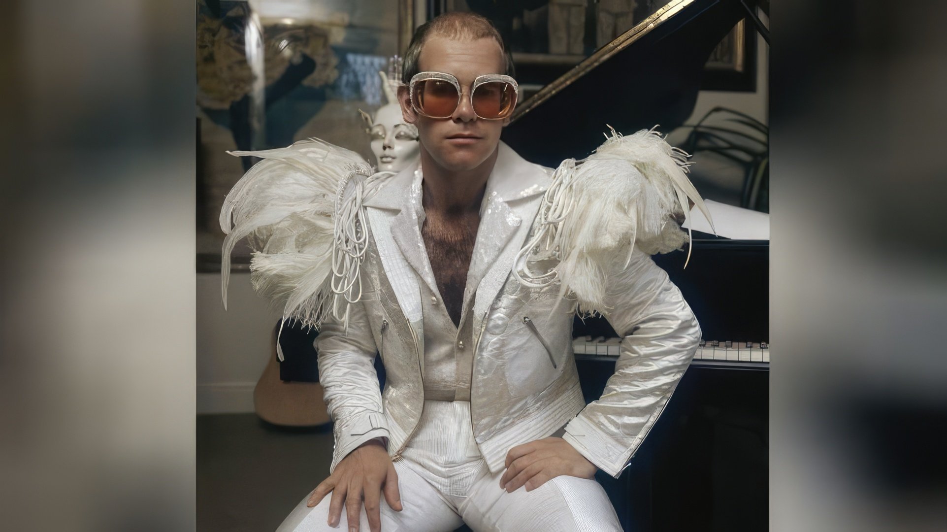 Elton miał trudną relację z alkoholem i narkotykami