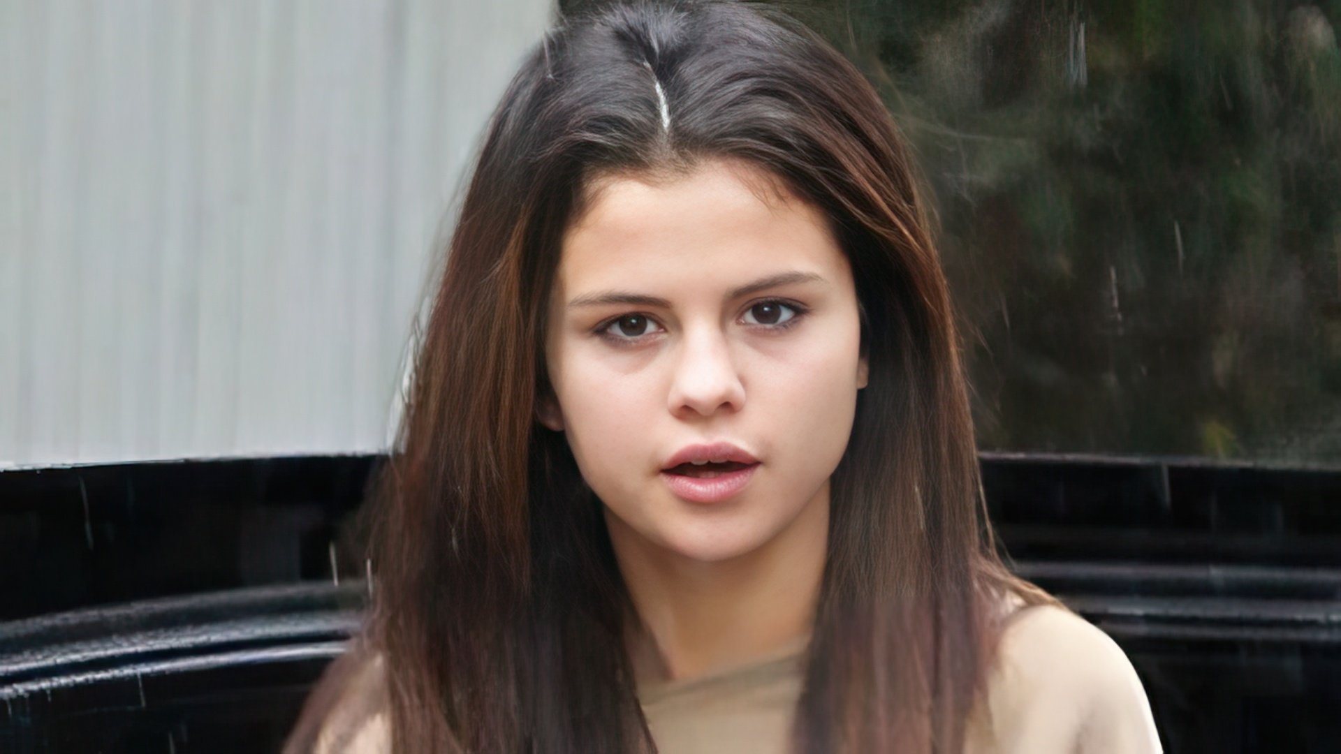 Selena Gomez bez makijażu