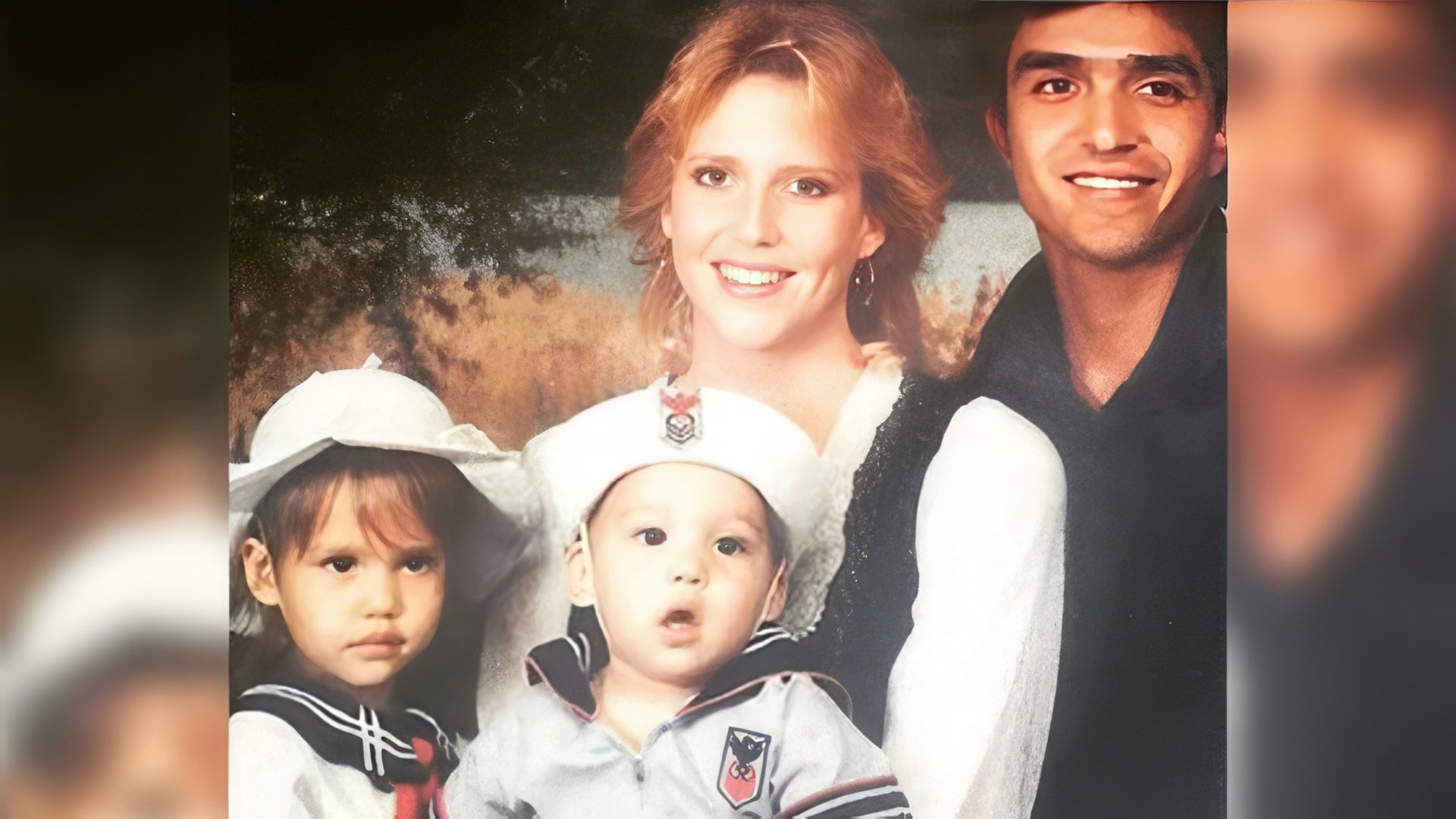 Jessica Alba jako dziecko z rodzicami i bratem