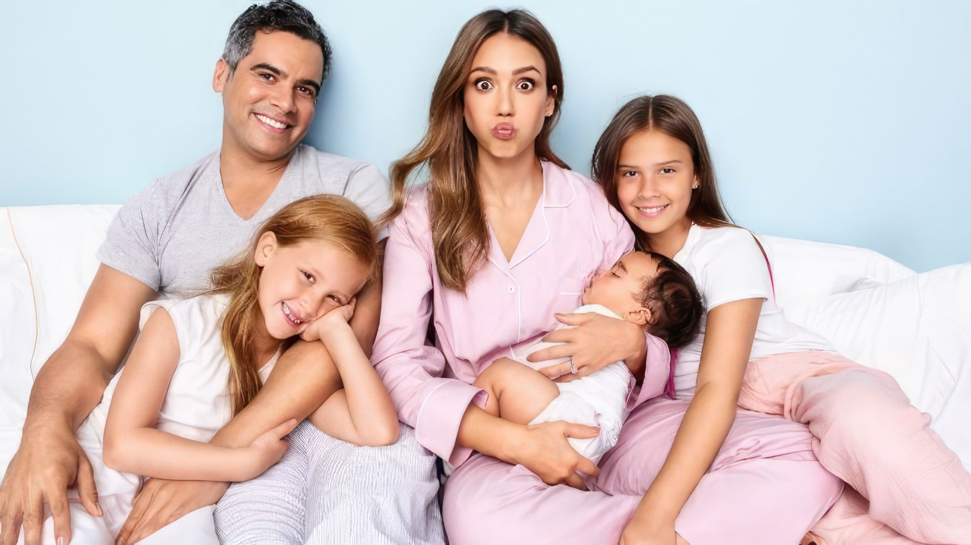 Jessica Alba z byłym mężem i dziećmi