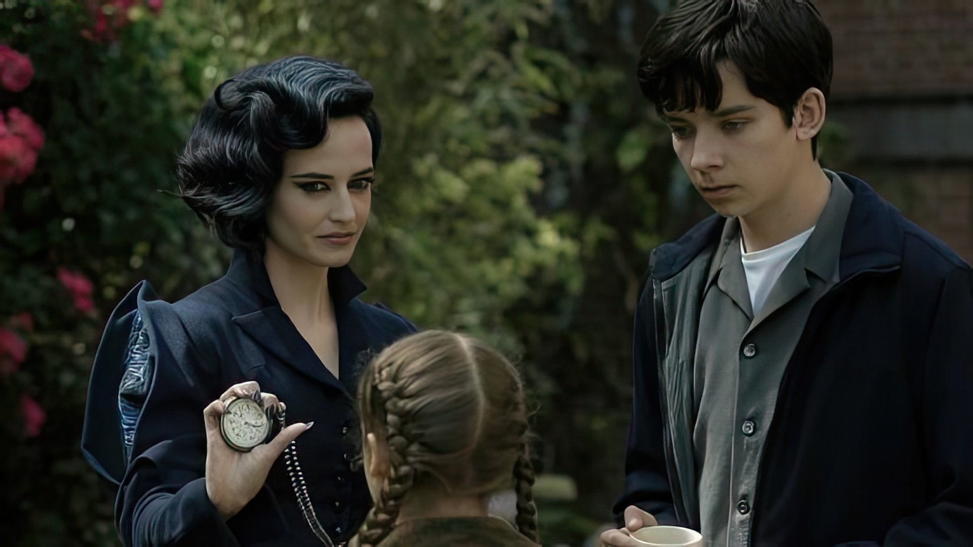 "Miss Peregrine's Home for Peculiar Children": Eva Green i Asa Butterfield