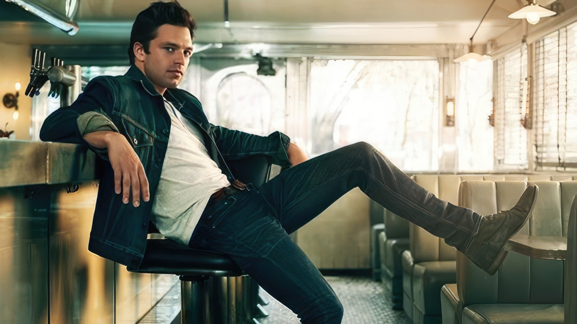 Sebastian Stan ma 183 cm wzrostu