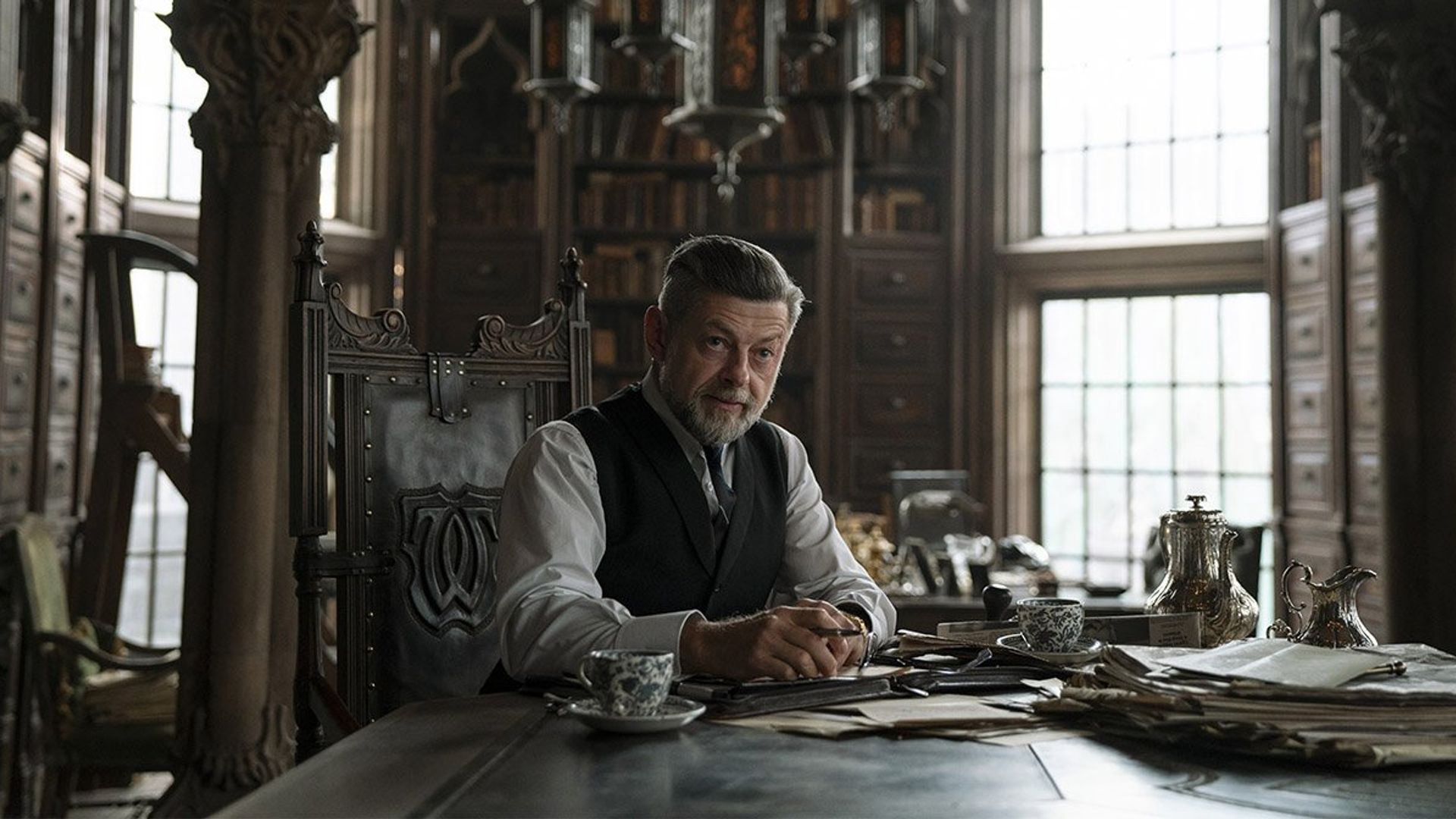 Andy Serkis w Batman 2022