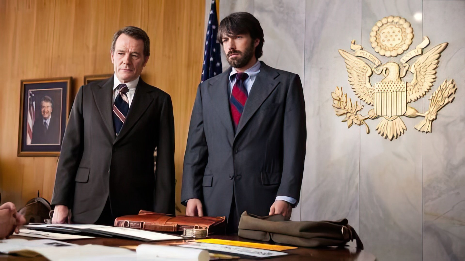 Affleck i Cranston wcielili się w agentów CIA