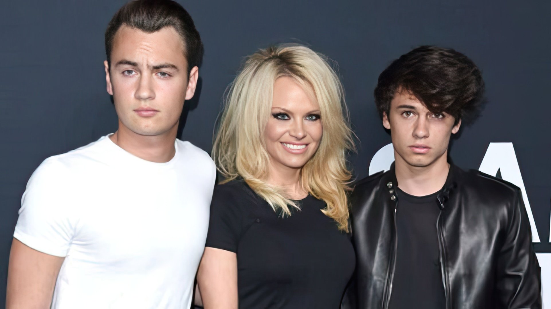 Synowie Pameli Anderson są już dorośli