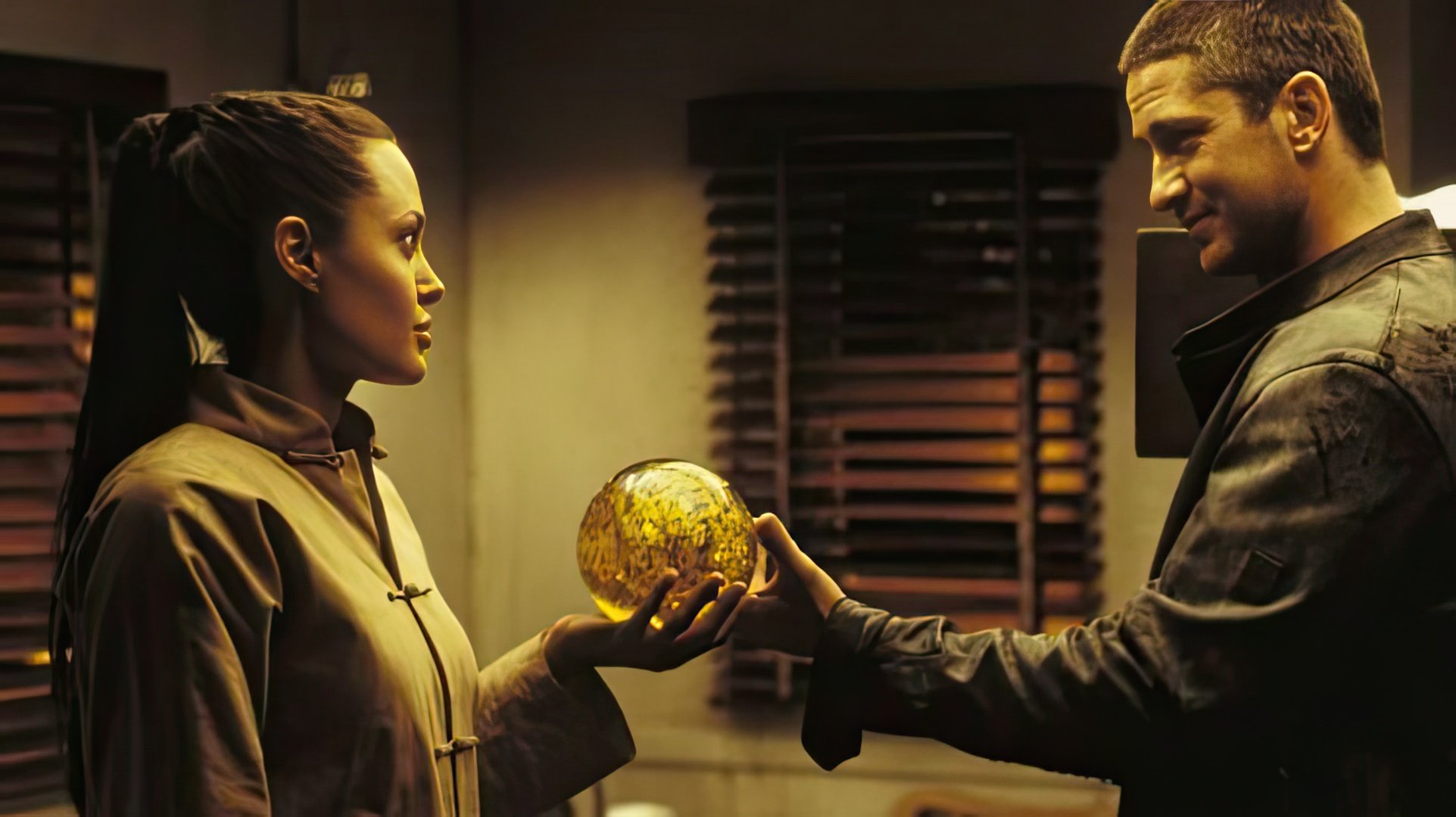 Aktorowi przypisywano romans z Angeliną Jolie