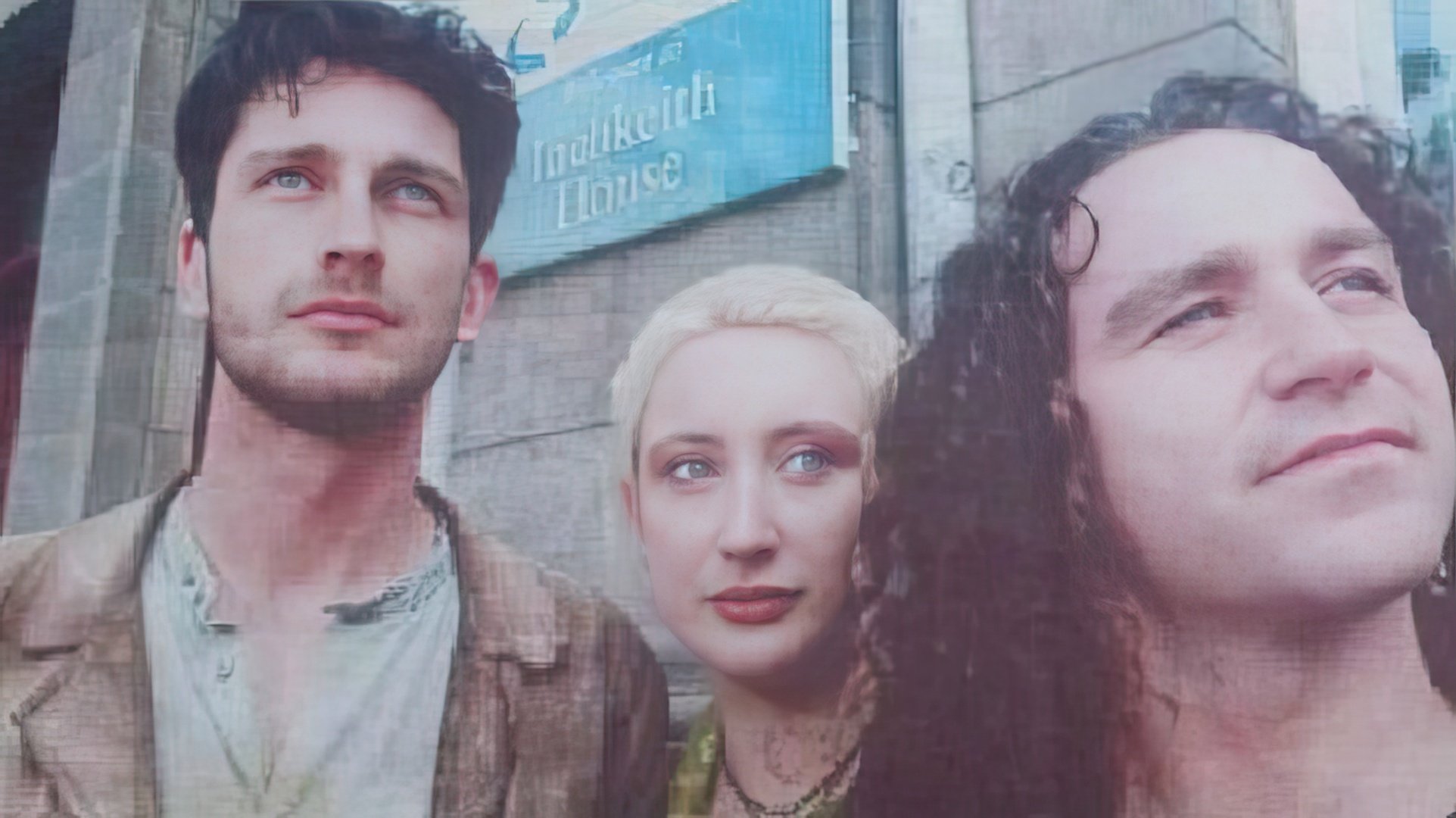 Młody Gerard Butler w spektaklu "Trainspotting" (z lewej)