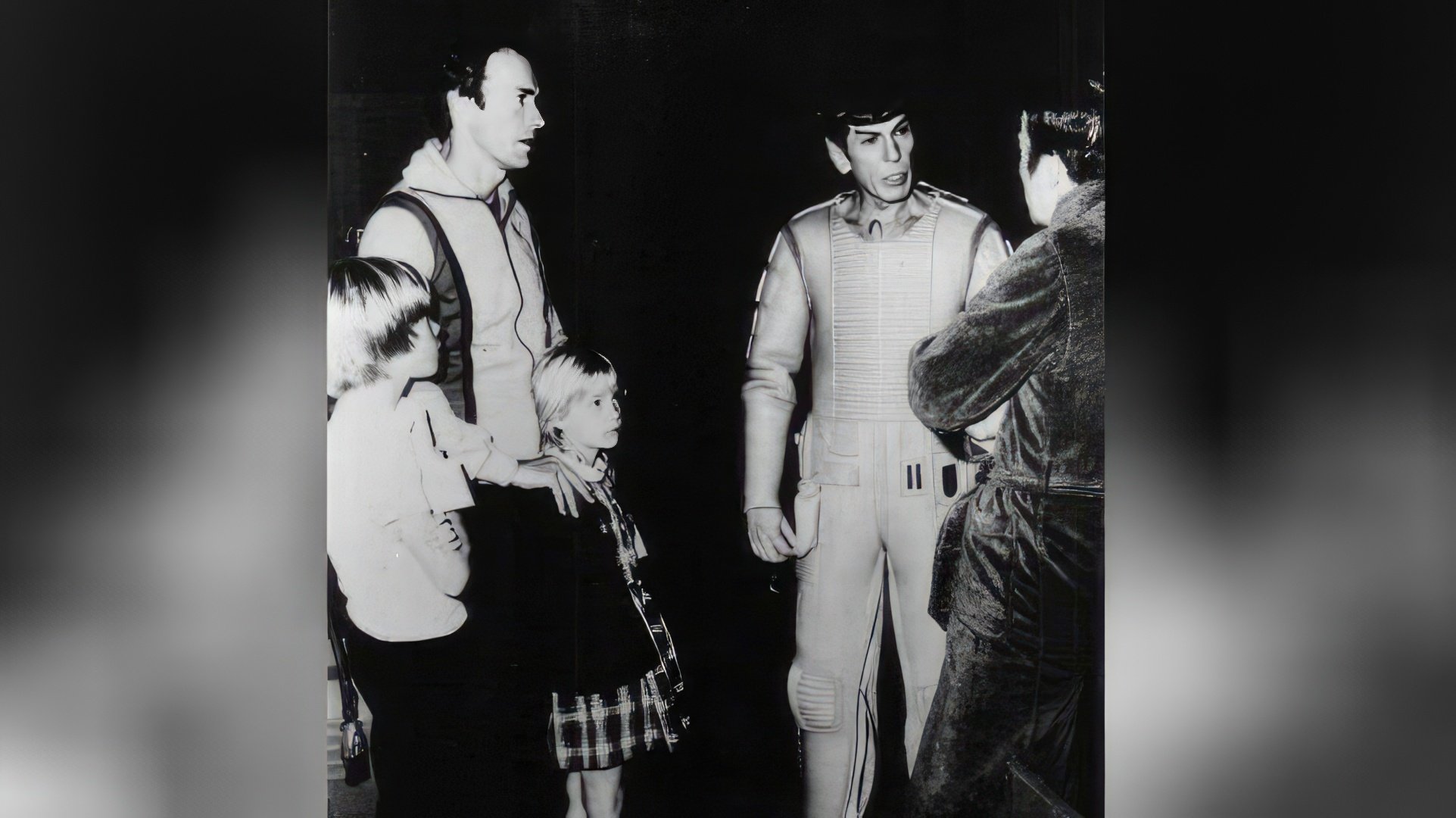 Clint Eastwood ze swoimi dziećmi na planie serialu Star Trek