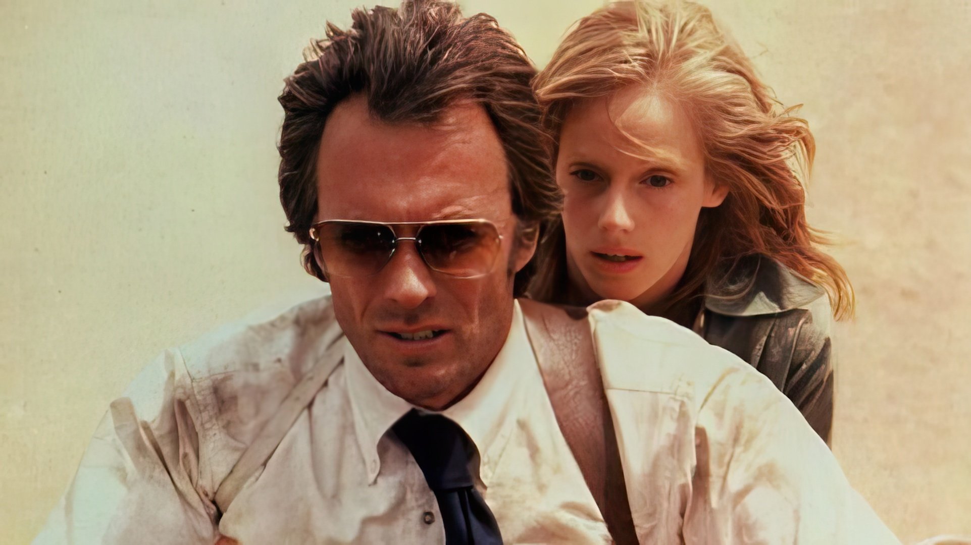 Eastwood i Locke w filmie The Gauntlet