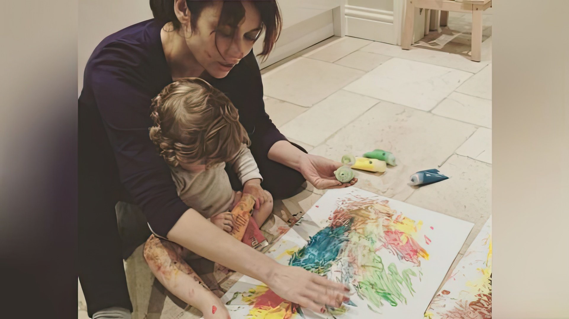 Olga Kurylenko nie pokazuje twarzy syna