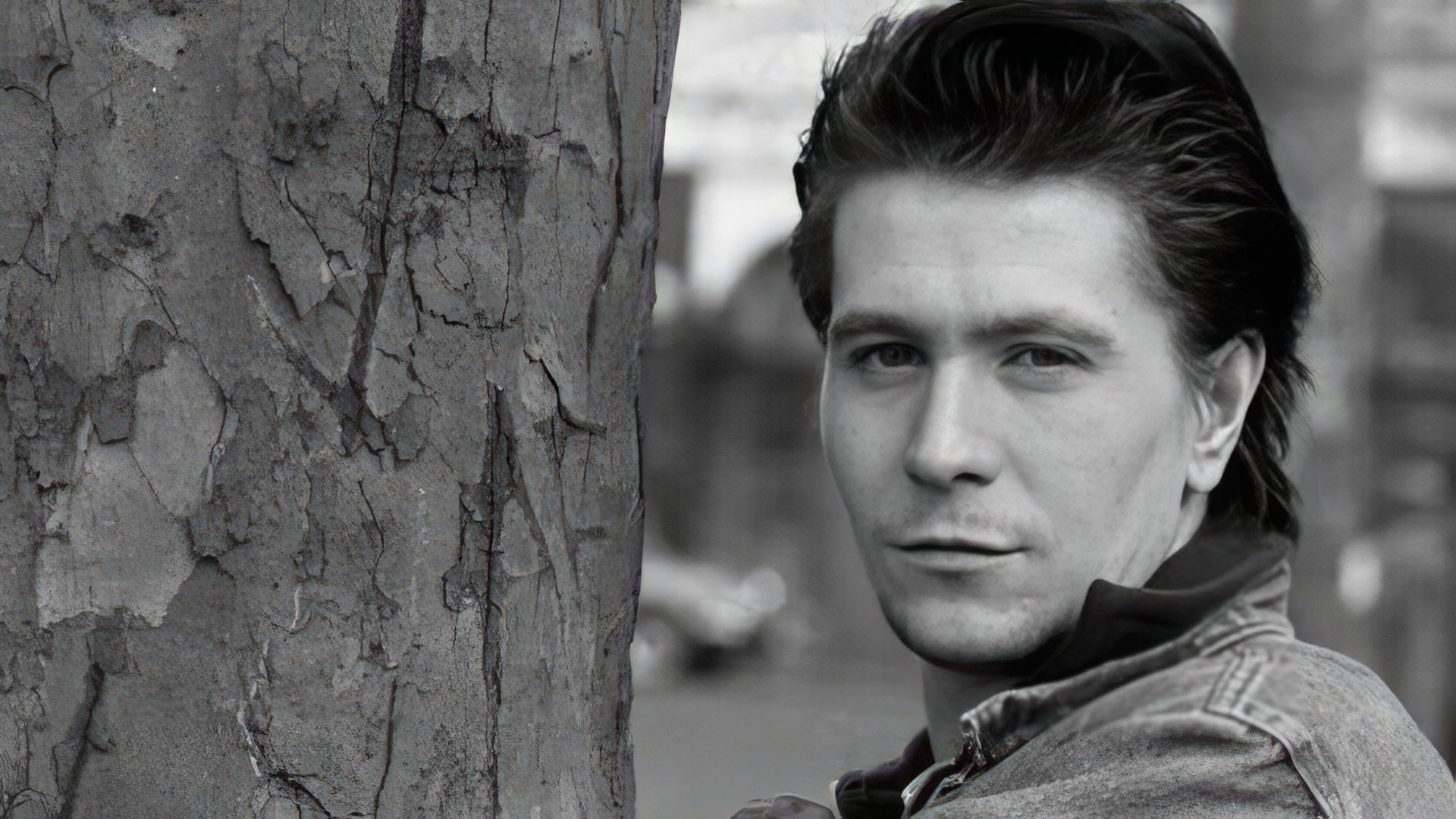 Gary Oldman jako młody mężczyzna