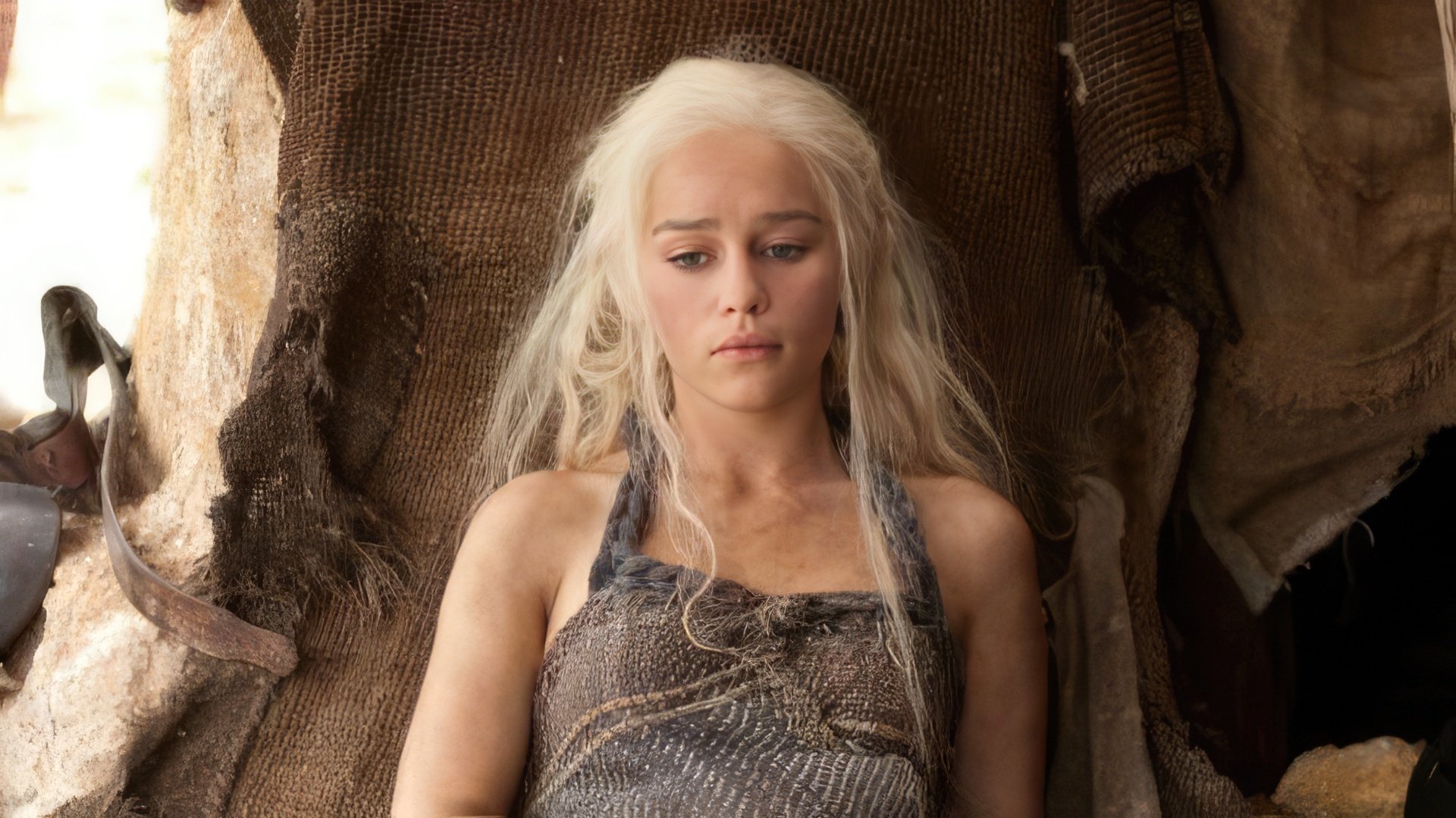 Piękna Daenerys Targaryen w wykonaniu Emilii Clarke