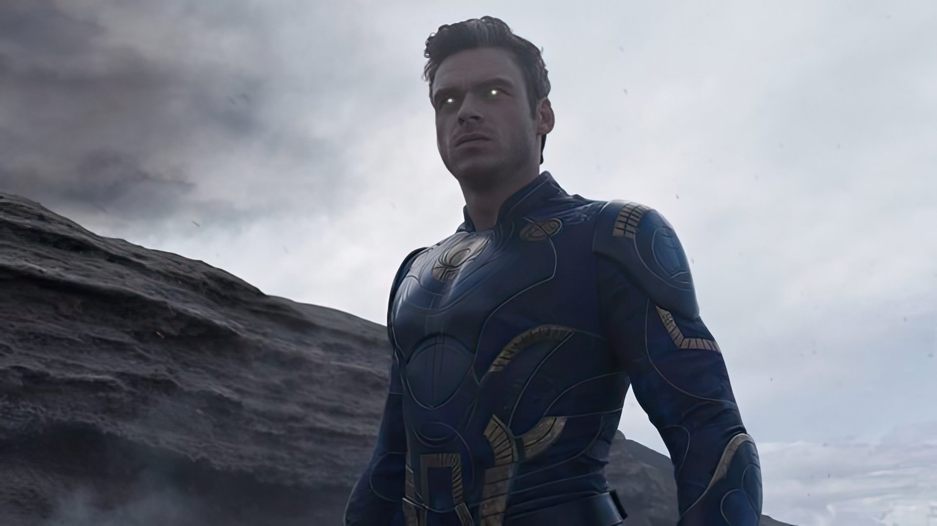 Richard Madden jako Ikaris z 'Eternals'