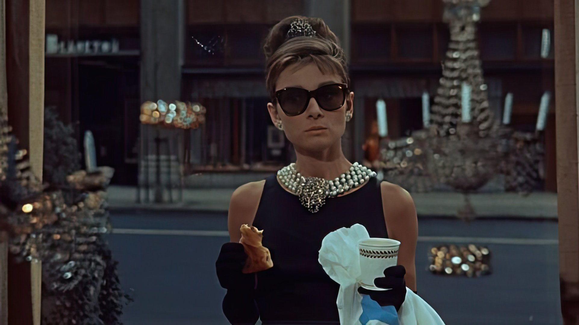 Audrey Hepburn w 'Breakfast at Tiffany's'