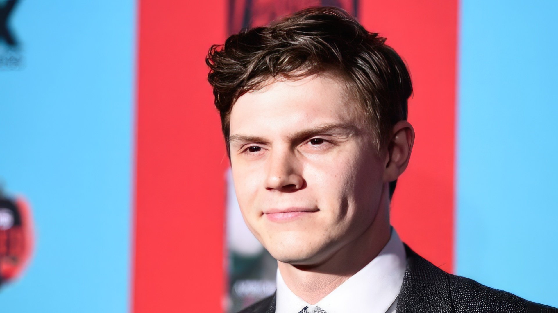 Evan Peters w 2020 roku