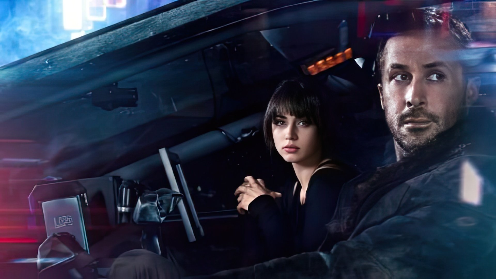 Ana de Armas i Ryan Gosling w filmie Blade Runner 2049