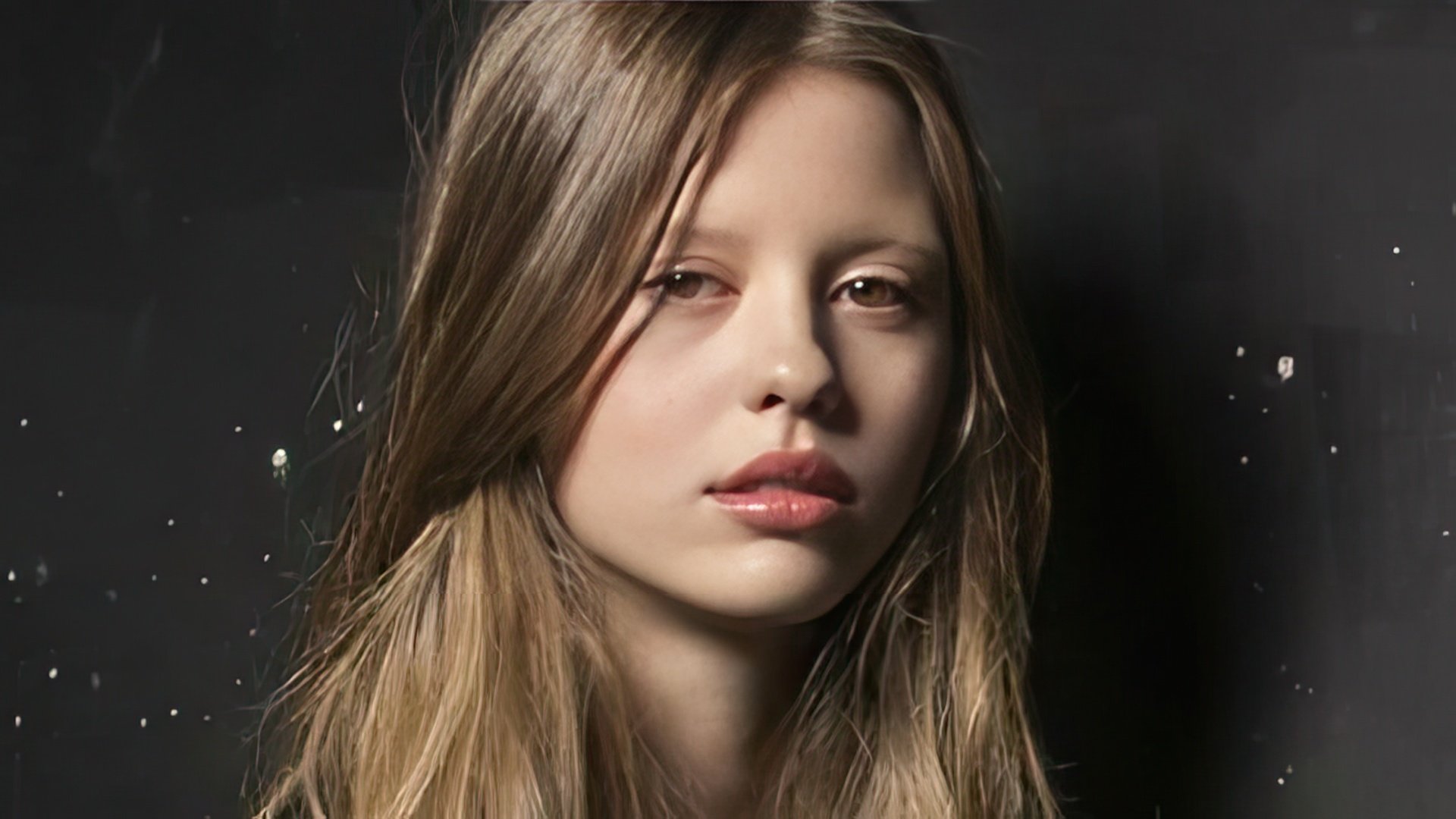 Aktorka i modelka Mia Goth