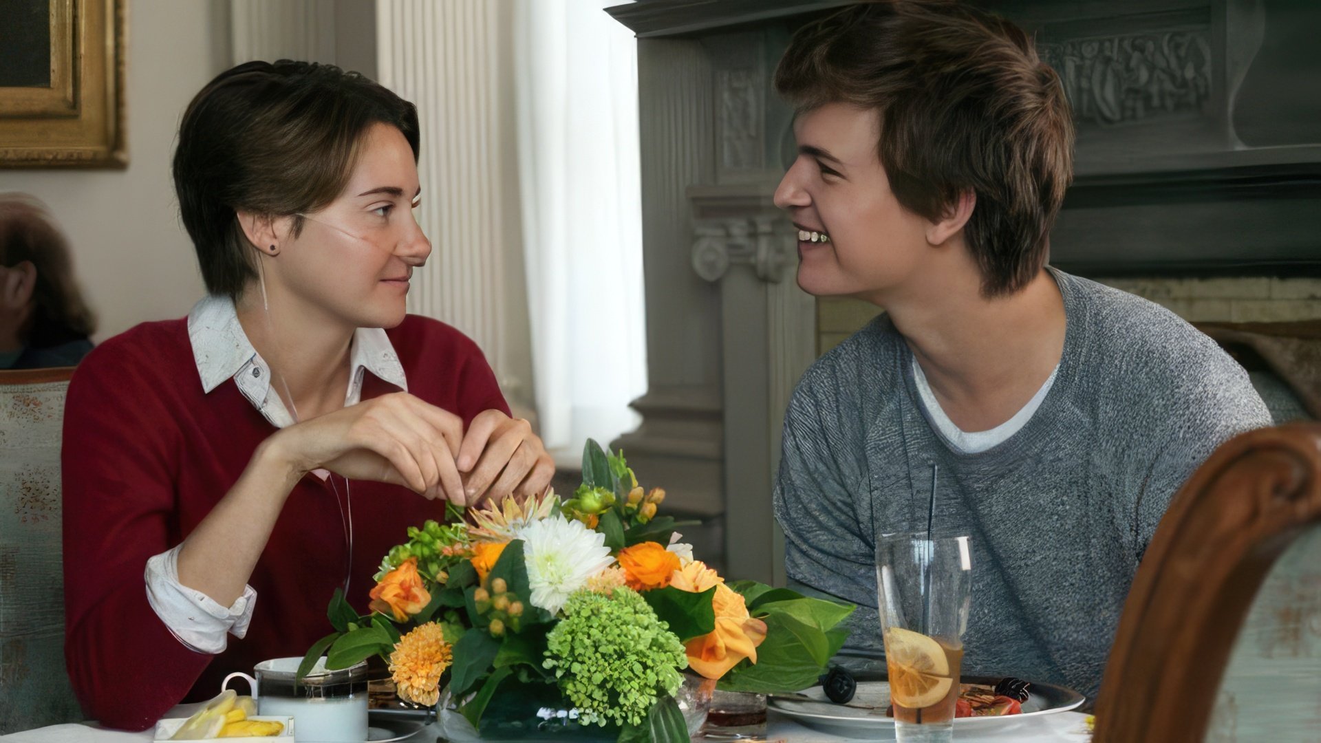 Ansel Elgort i Shailene Woodley
