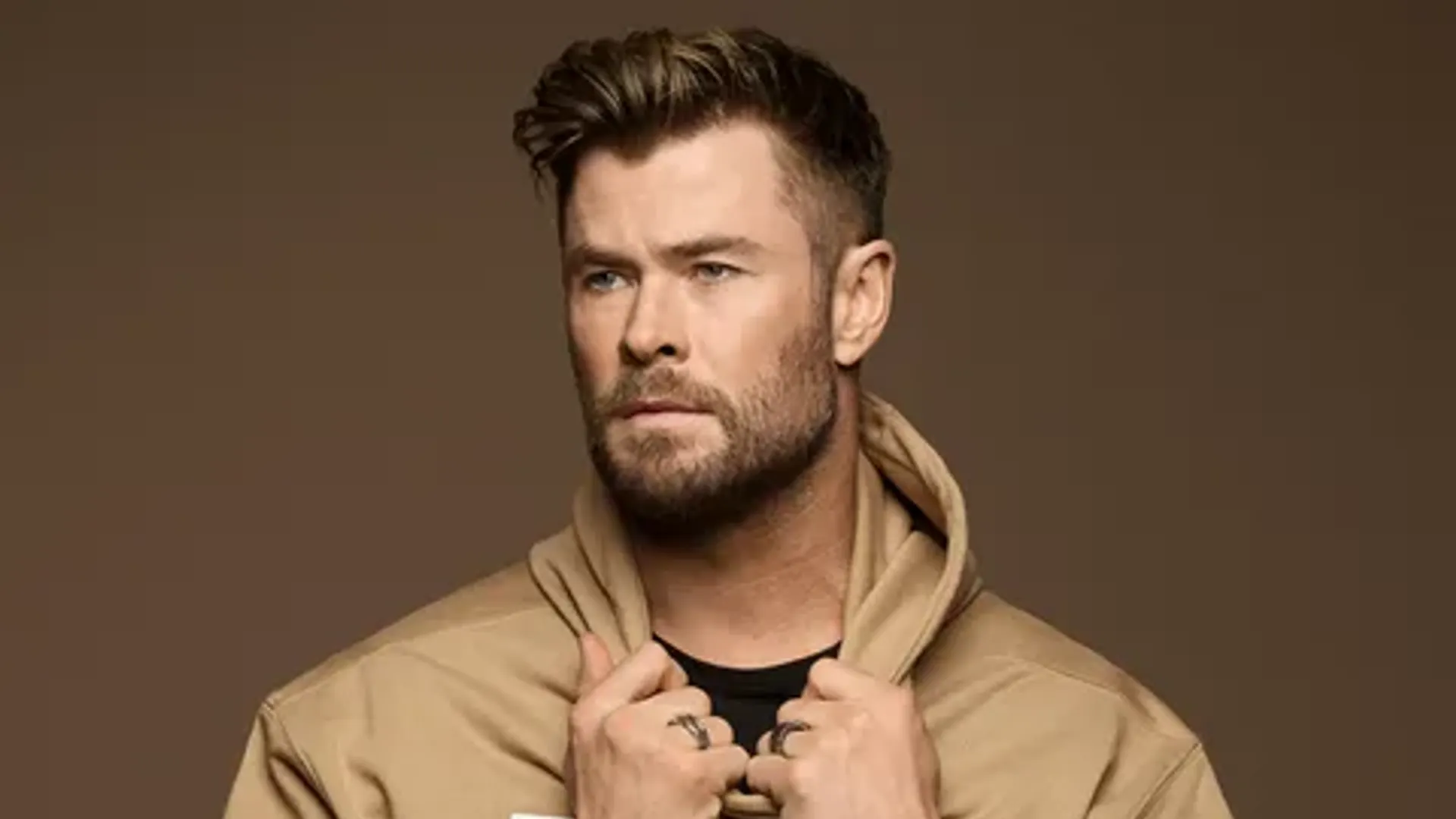 Chris Hemsworth według znaku zodiaku Lew