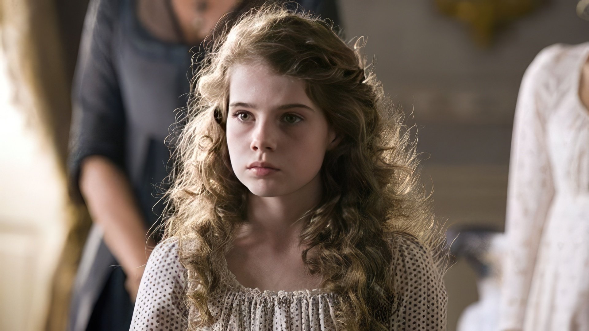 Lucy Boynton w serialu "Sense and Sensibility"
