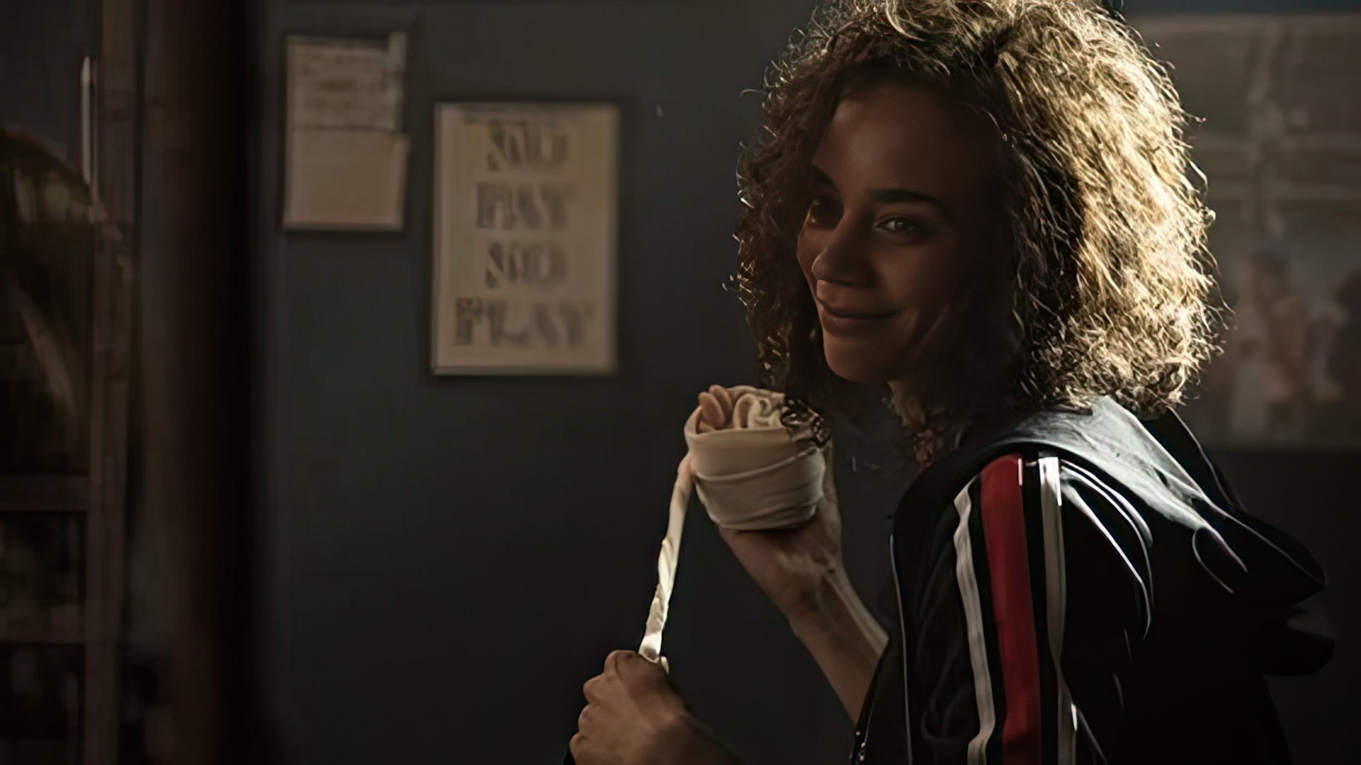 Hannah John-Kamen w filmie Tomb Raider