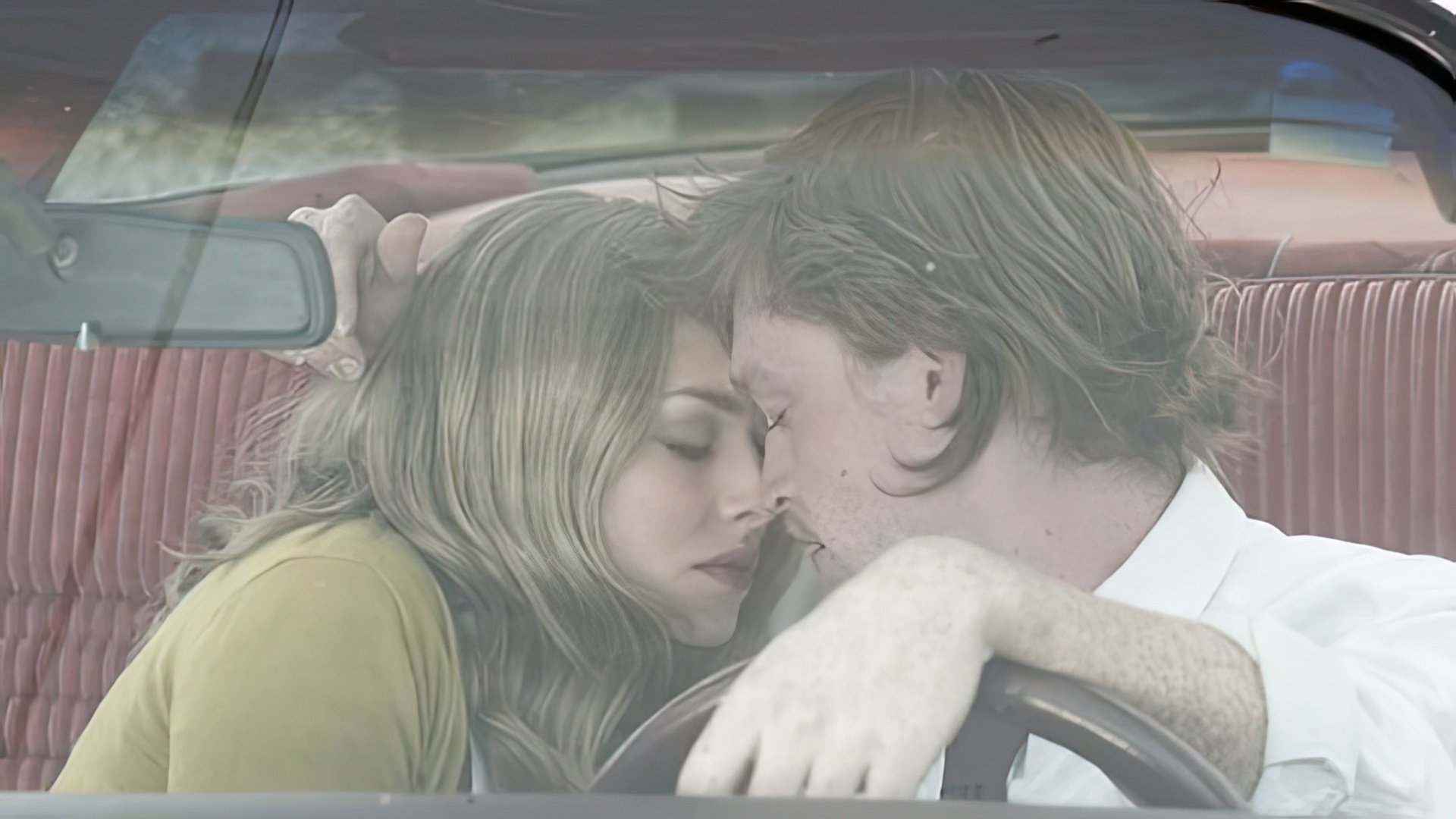 Amanda Seyfried i Caleb Landry Jones w Twin Peaks