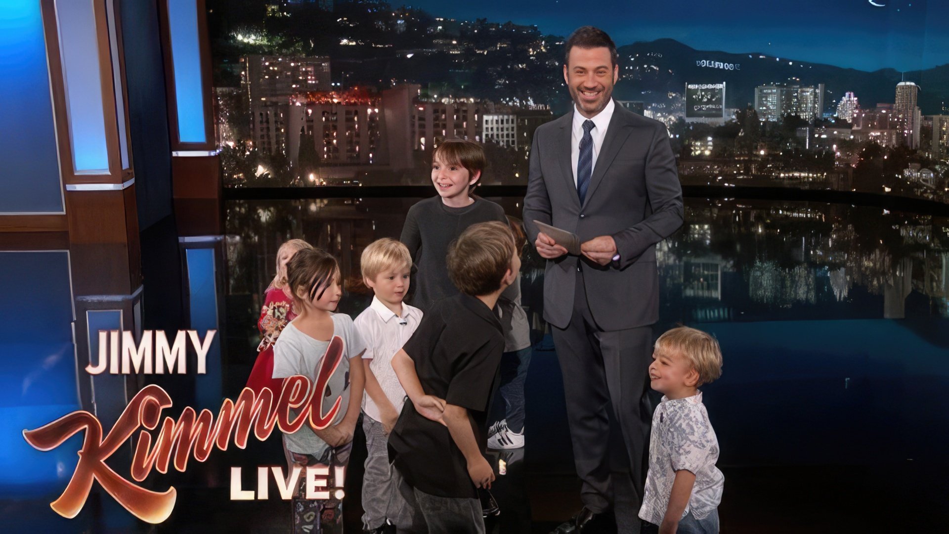 Od 2013 roku Jimmy Kimmel zaczął omawiać kwestie polityczne z dziećmi w Jimmy Kimmel Live!