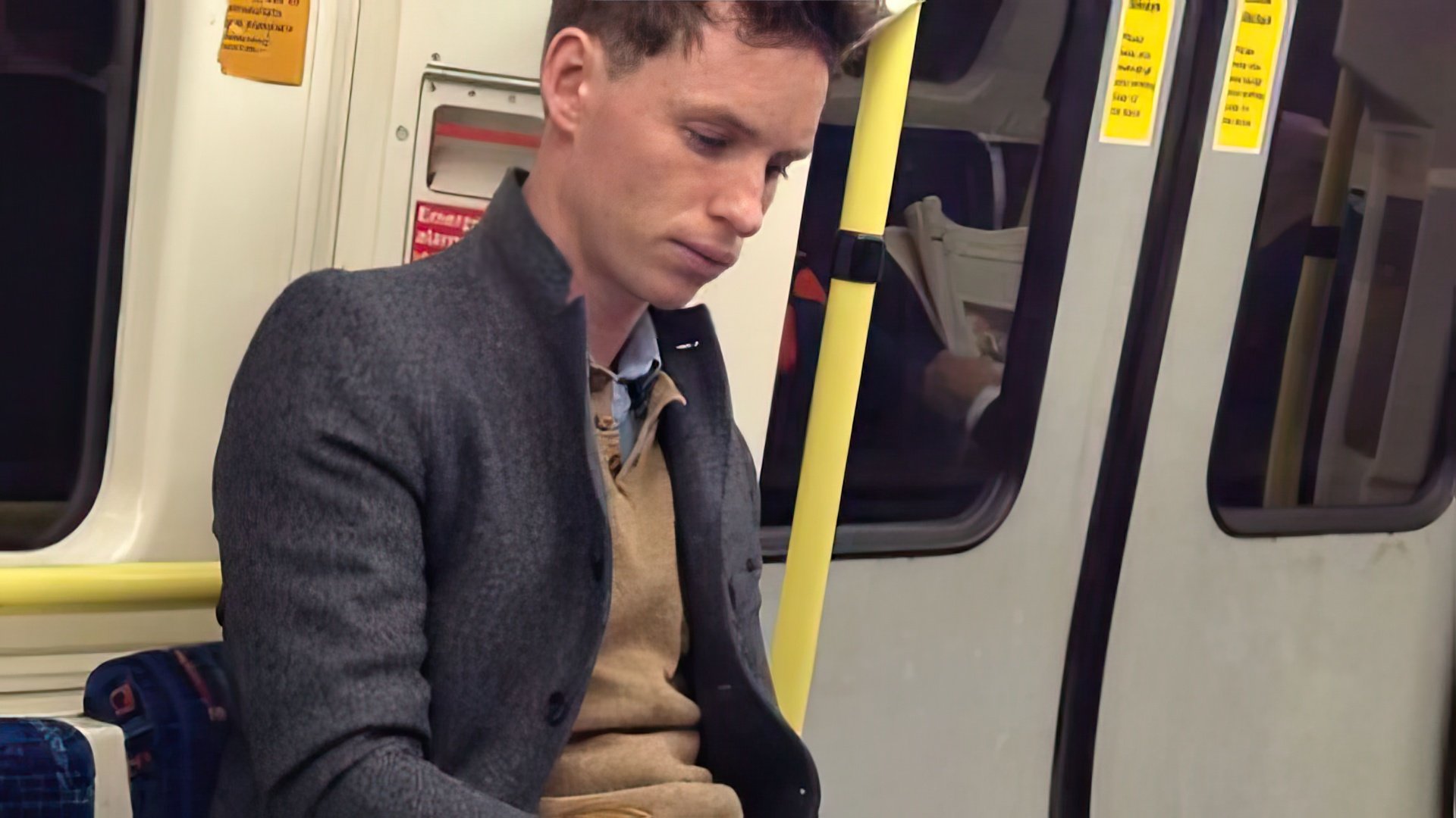 Eddie Redmayne często jeździ metrem