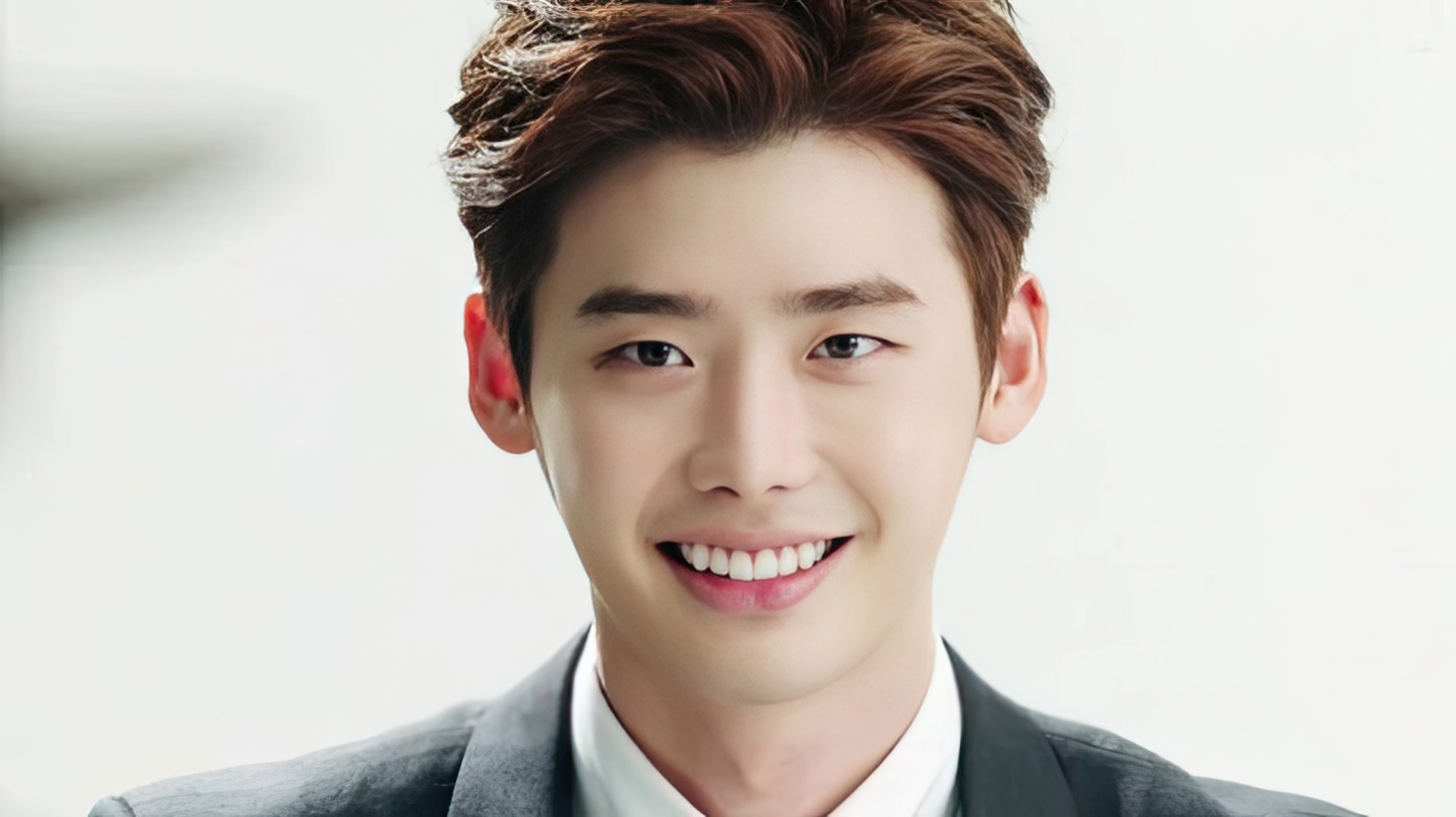 Aktor Lee Jong-Suk