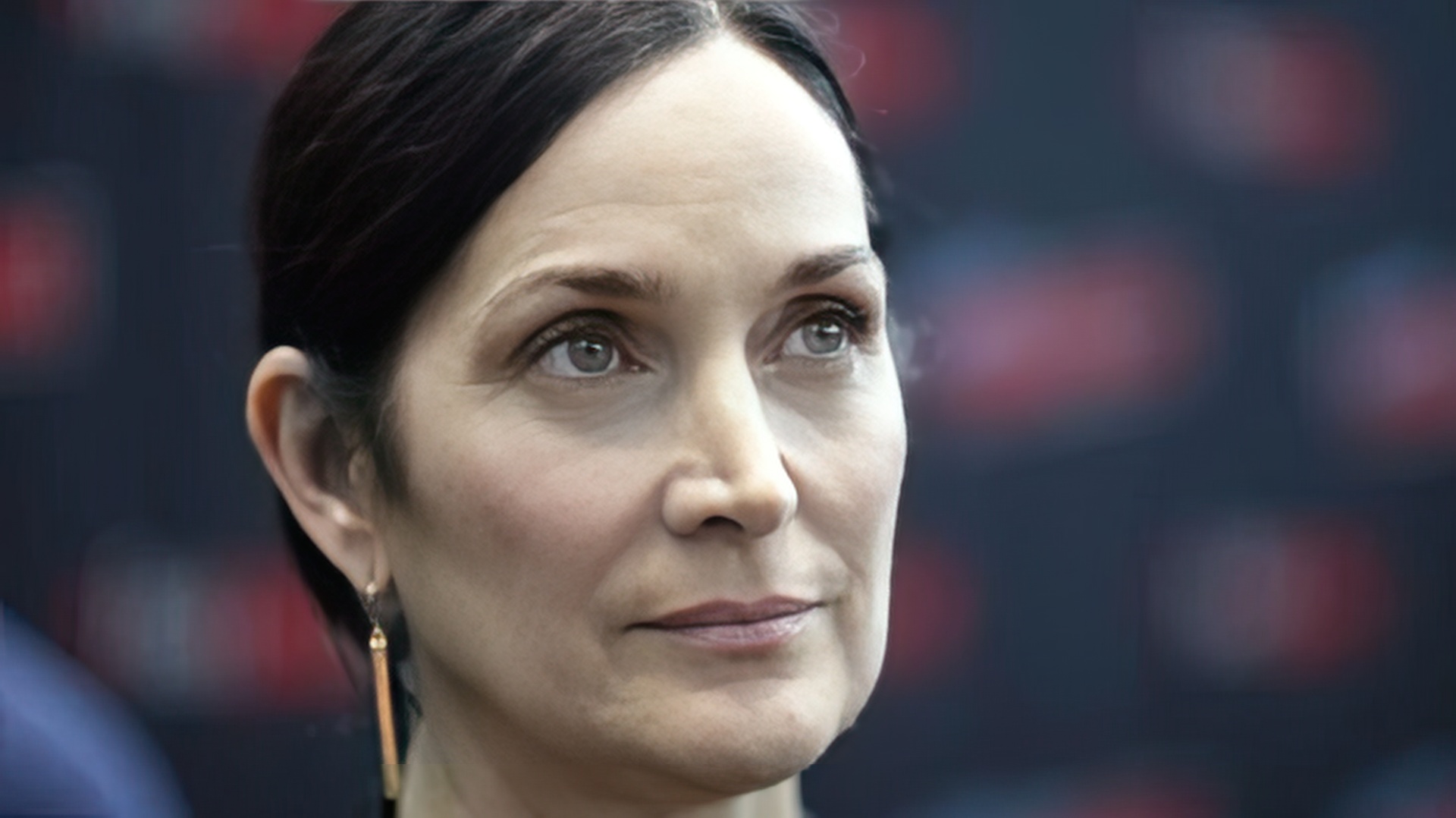 Carrie-Anne Moss Teraz