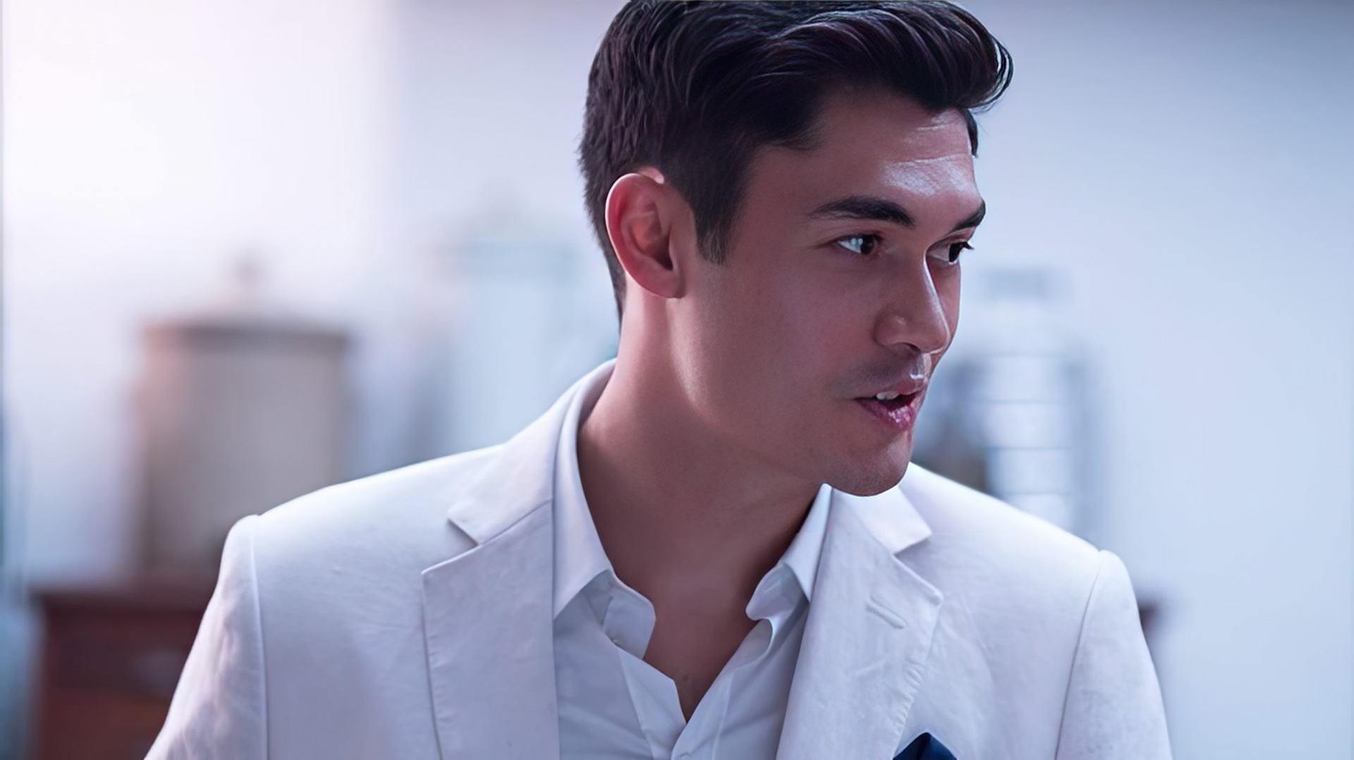 Henry Golding w 'Crazy Rich Asians'