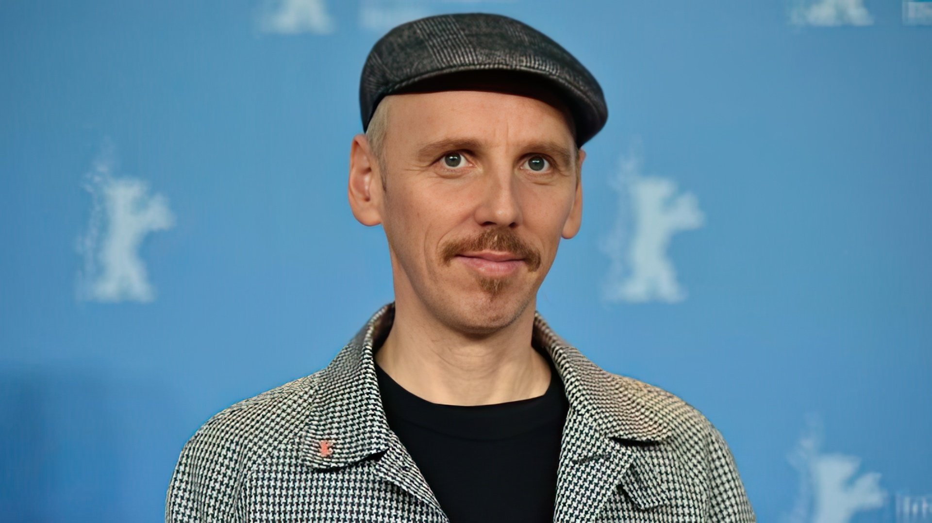 Ewen Bremner