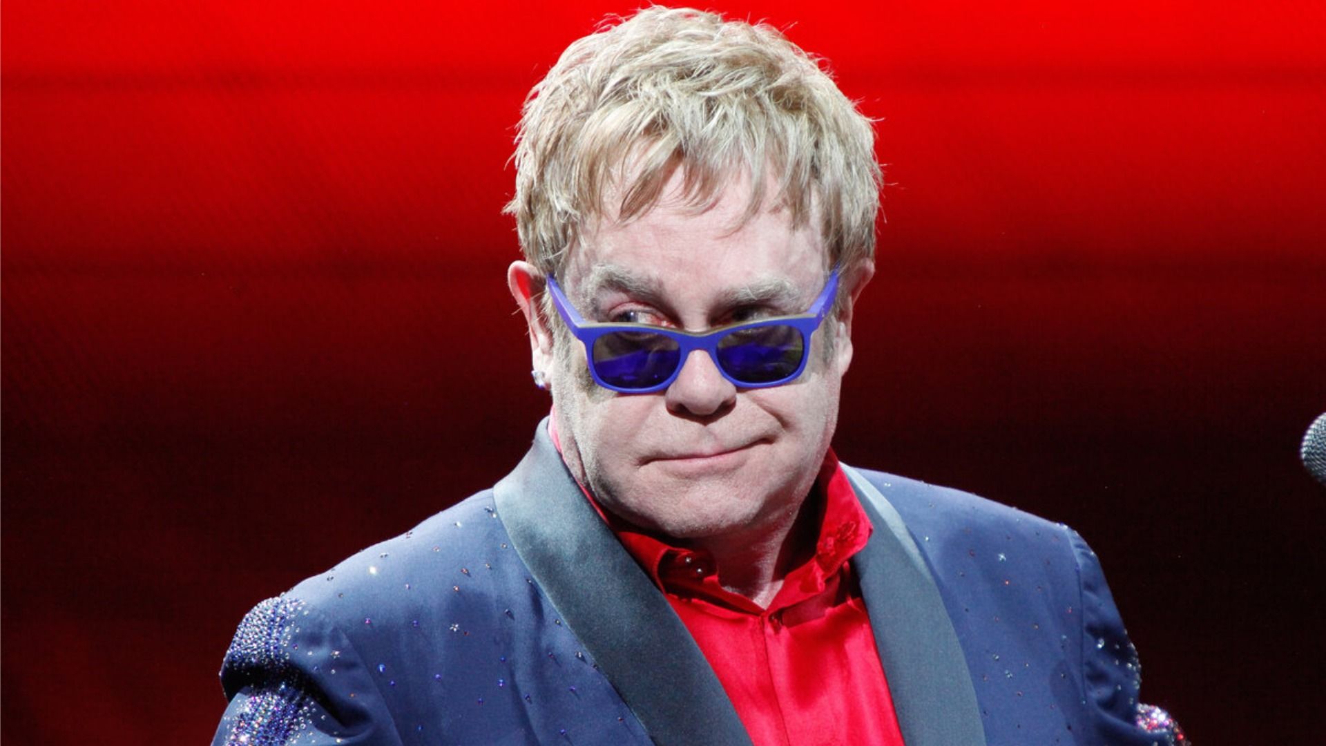 Elton John traci wzrok: nie mógł dostrzec sceny podczas oglądania musicalu w Londynie