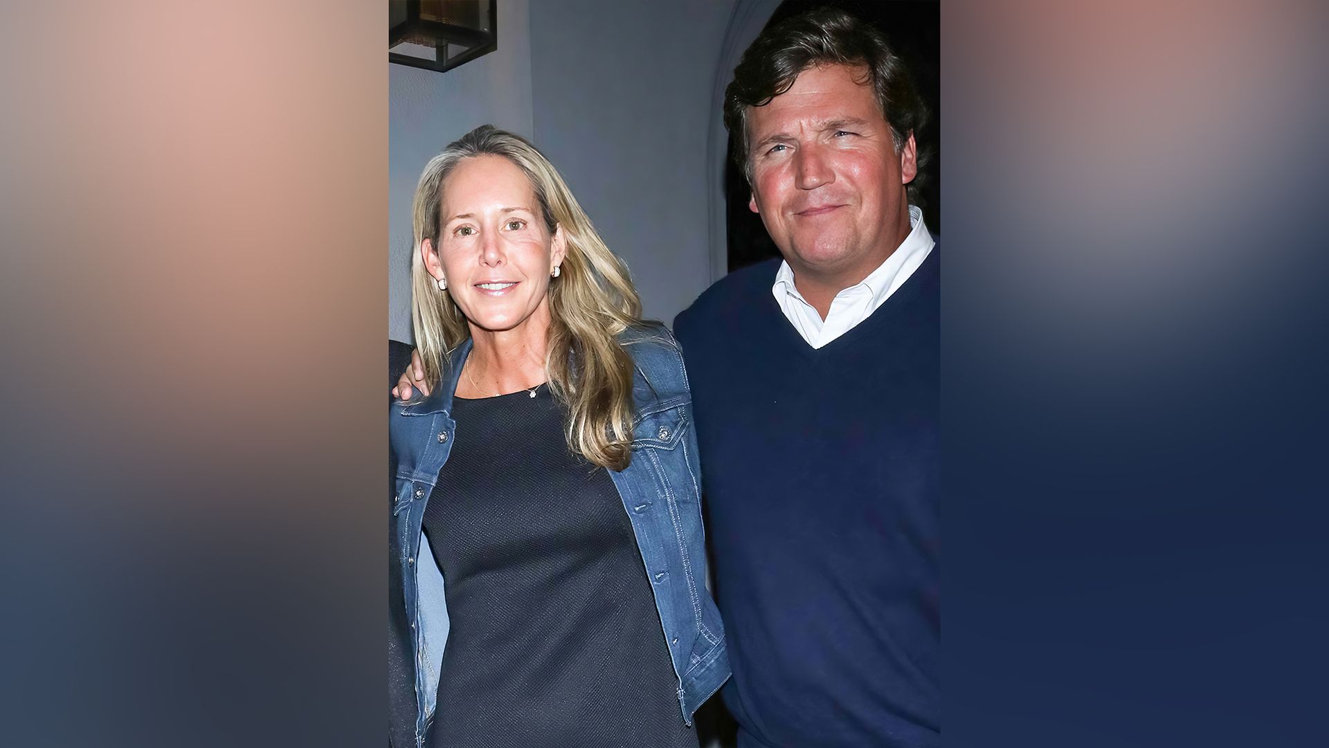 Tucker Carlson i Susan Andrews