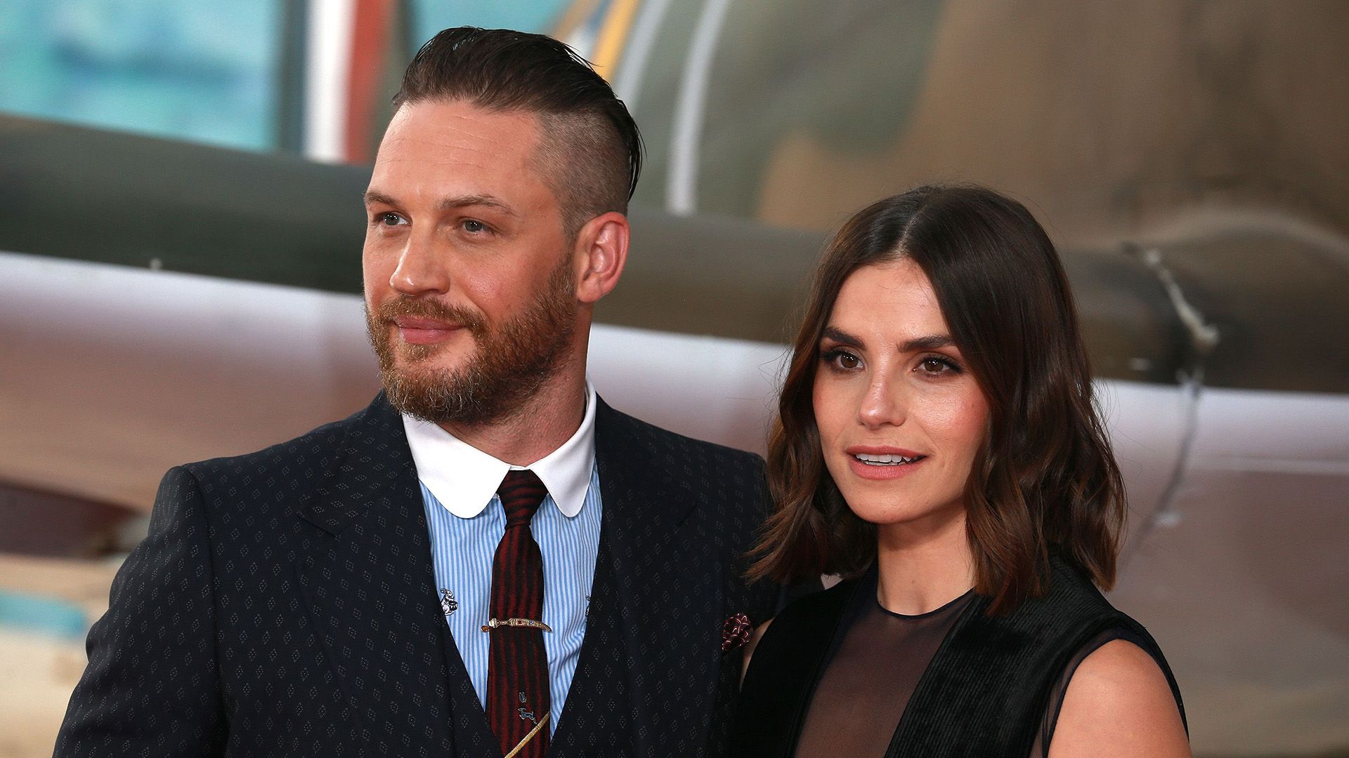 Charlotte Riley i Tom Hardy pozują na wydarzeniu towarzyskim