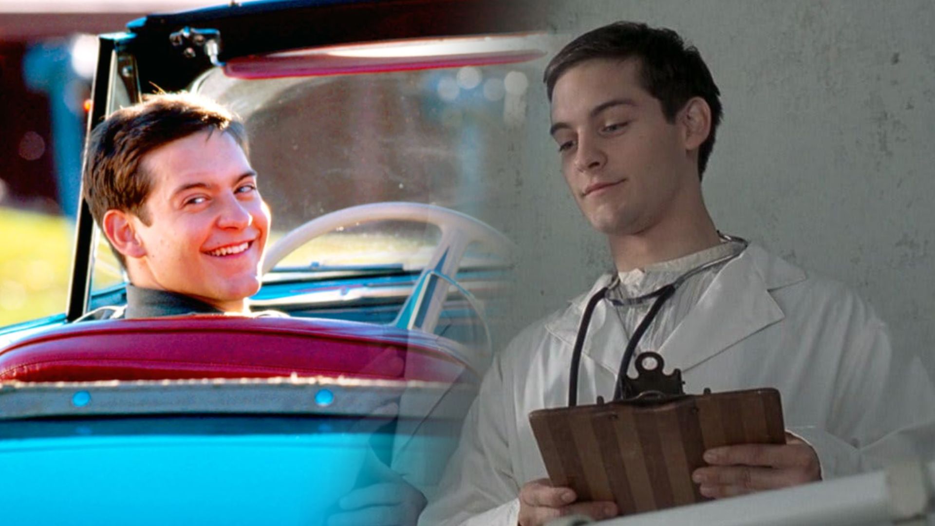 Aktor Tobey Maguire siedzi za kierownicą samochodu i stoi w białym szlafroku