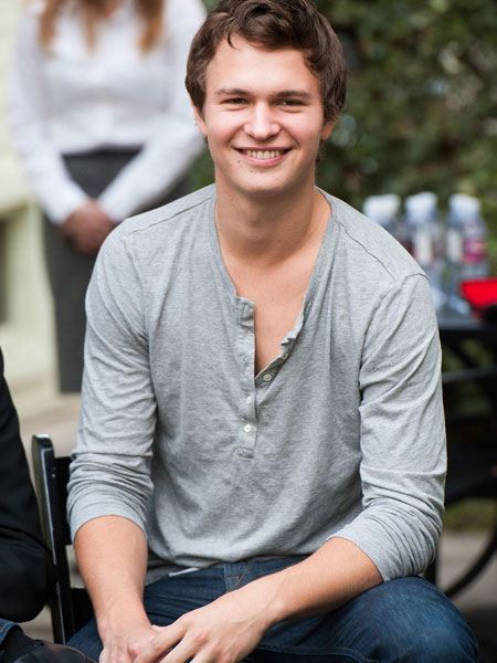 Ansel Elgort zdjęcie 2